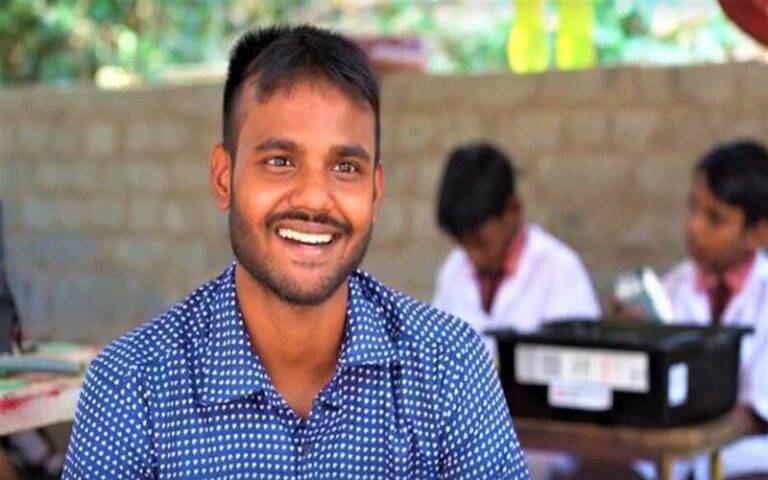 24 साल का यह Young Engineer अपने गांव लौट कर शुरू किया Innovation School