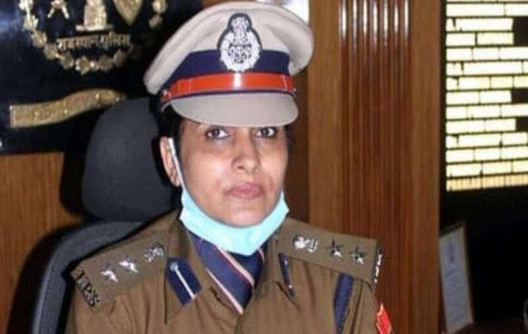 IPS Preeti Chandra : आइए जानते हैं लेडी सिंघम के नाम से मशहूर इस महिला आईपीएस ऑफिसर की सफलता की कहानी