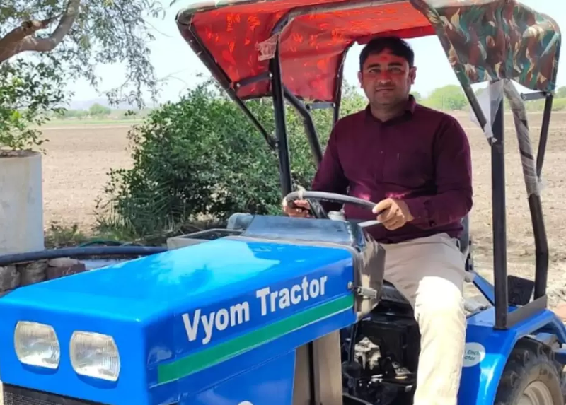 E- tractor vyom