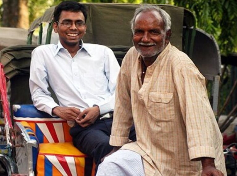 आईएएस गोविंद जायसवाल की कहानी, बेटे को आईएएस अफसर बनाने के लिए पिता ने बेच दी अपनी सारी पूंजी