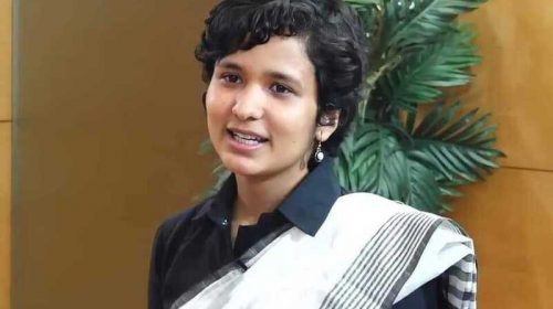 UPSC topper Shruti Sharma success story in Hindi