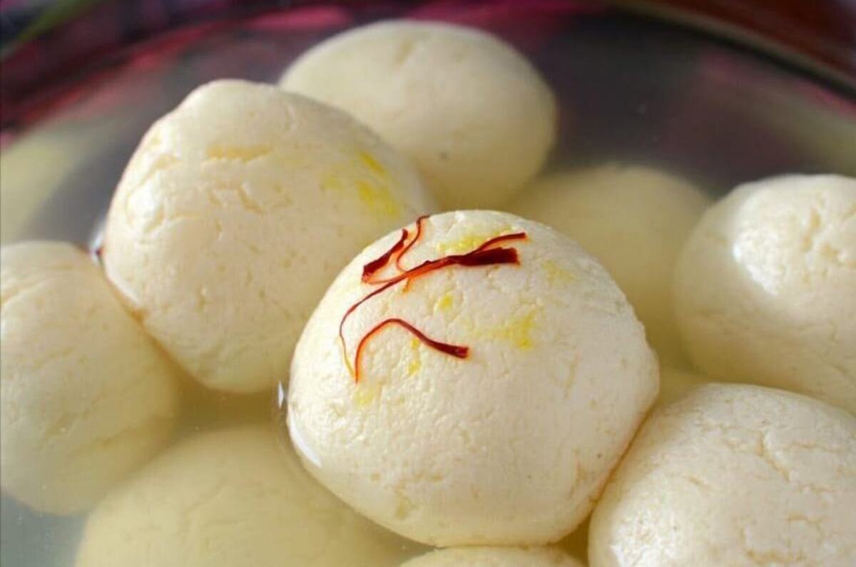 Sapne me Rasgulla Khana